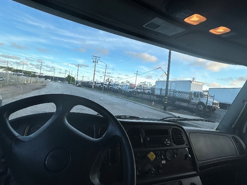 Medium Duty Box Truck-Light and Medium Duty Trucks-Freightliner-2019-M2-Torrance-CA-136,899\n\t\tmiles-$ 55,250 - Image 18