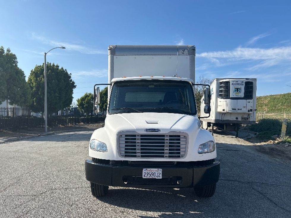 Medium Duty Box Truck-Light and Medium Duty Trucks-Freightliner-2019-M2-Torrance-CA-137,432\n\t\tmiles-$ 55,250 - Image 2