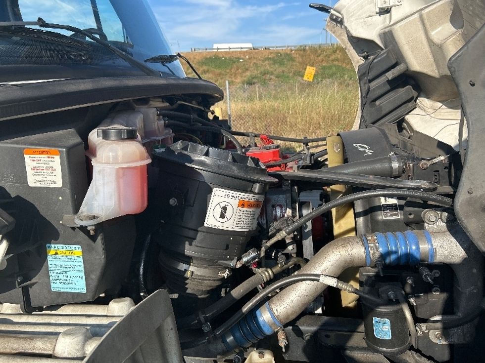 Medium Duty Box Truck-Light and Medium Duty Trucks-Freightliner-2019-M2-Torrance-CA-137,432\n\t\tmiles-$ 55,250 - Image 23