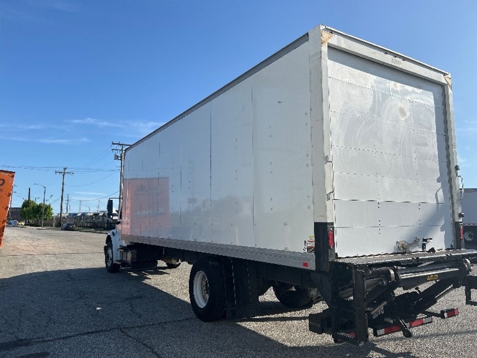 Medium Duty Box Truck-Light and Medium Duty Trucks-Freightliner-2019-M2-Torrance-CA-137,432\n\t\tmiles-$ 55,250 - Image 6