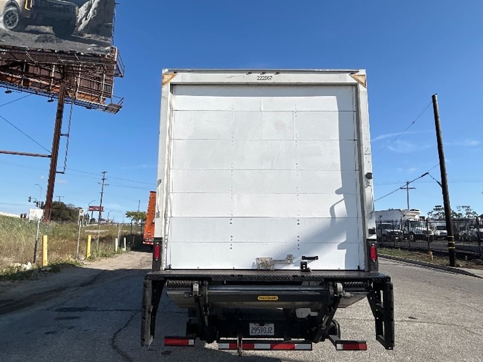Medium Duty Box Truck-Light and Medium Duty Trucks-Freightliner-2019-M2-Torrance-CA-137,432\n\t\tmiles-$ 55,250 - Image 7