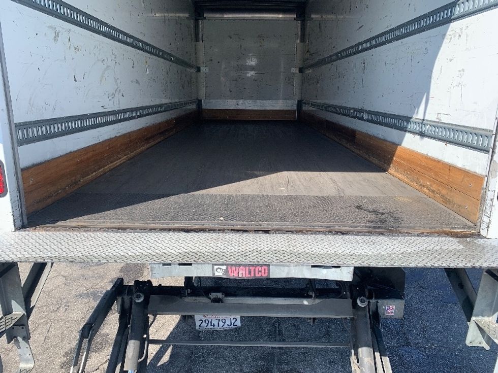 Medium Duty Box Truck-Light and Medium Duty Trucks-Freightliner-2019-M2-Torrance-CA-137,503\n\t\tmiles-$ 54,750 - Image 10