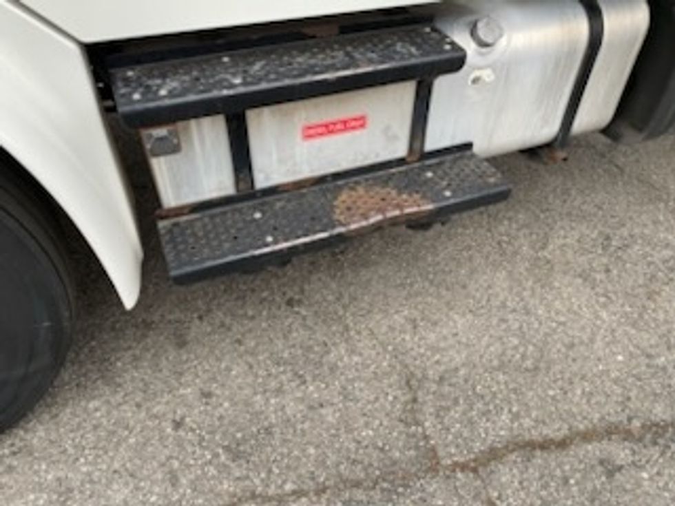 Medium Duty Box Truck-Light and Medium Duty Trucks-Freightliner-2019-M2-Torrance-CA-137,515\n\t\tmiles-$ 59,000 - Image 8