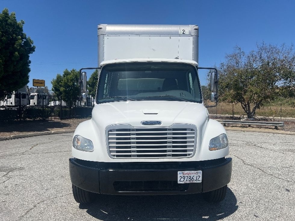 Medium Duty Box Truck-Light and Medium Duty Trucks-Freightliner-2019-M2-Torrance-CA-139,352\n\t\tmiles-$ 55,000 - Image 2