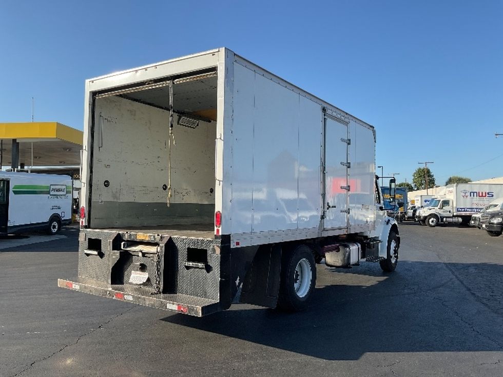 Medium Duty Box Truck-Light and Medium Duty Trucks-Freightliner-2019-M2-Torrance-CA-140,891\n\t\tmiles-$ 39,750 - Image 13
