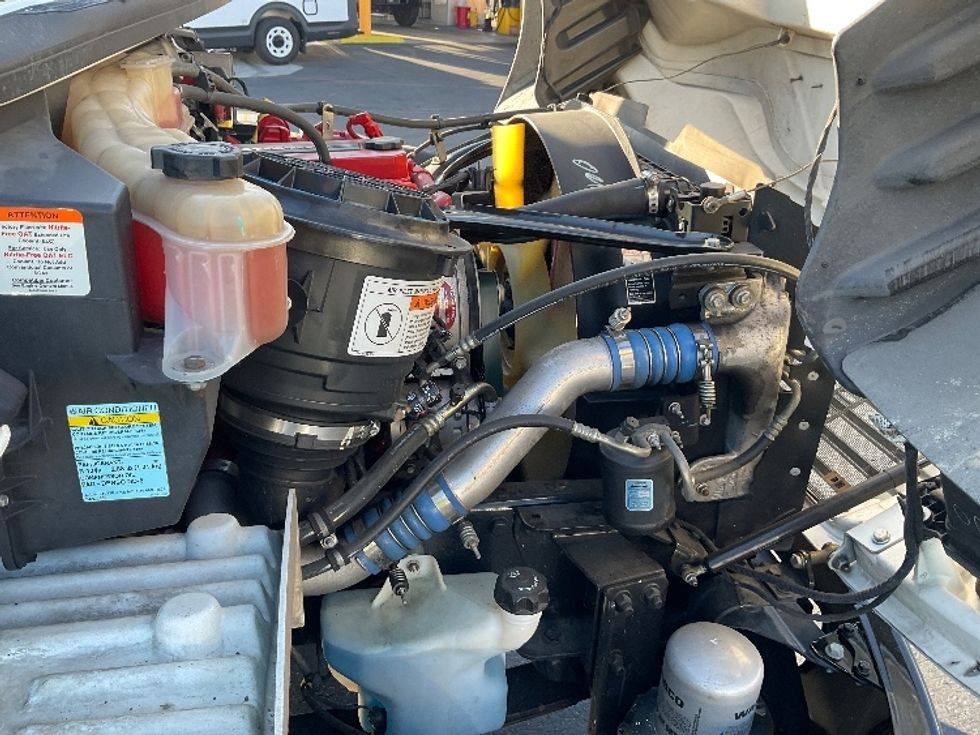 Medium Duty Box Truck-Light and Medium Duty Trucks-Freightliner-2019-M2-Torrance-CA-140,891\n\t\tmiles-$ 39,750 - Image 23