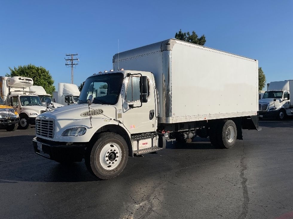 Medium Duty Box Truck-Light and Medium Duty Trucks-Freightliner-2019-M2-Torrance-CA-140,891\n\t\tmiles-$ 39,750 - Image 3