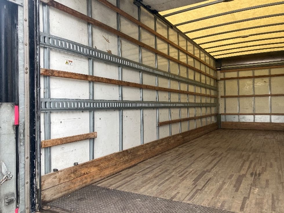 Medium Duty Box Truck-Light and Medium Duty Trucks-Freightliner-2019-M2-Torrance-CA-141,726\n\t\tmiles-$ 57,250 - Image 11