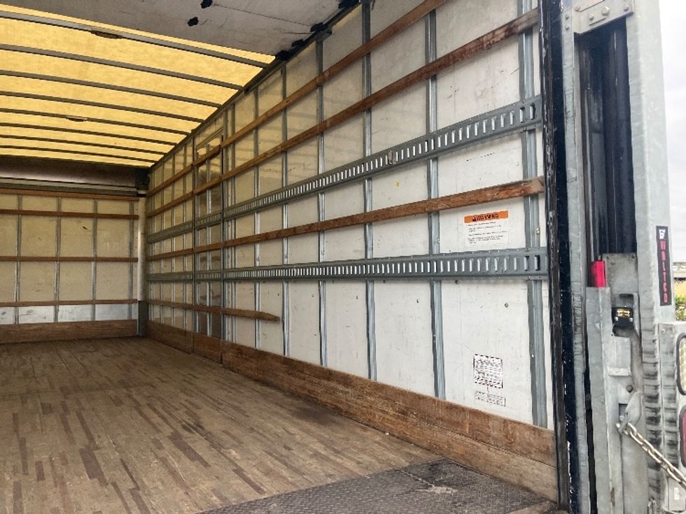 Medium Duty Box Truck-Light and Medium Duty Trucks-Freightliner-2019-M2-Torrance-CA-141,726\n\t\tmiles-$ 57,250 - Image 12
