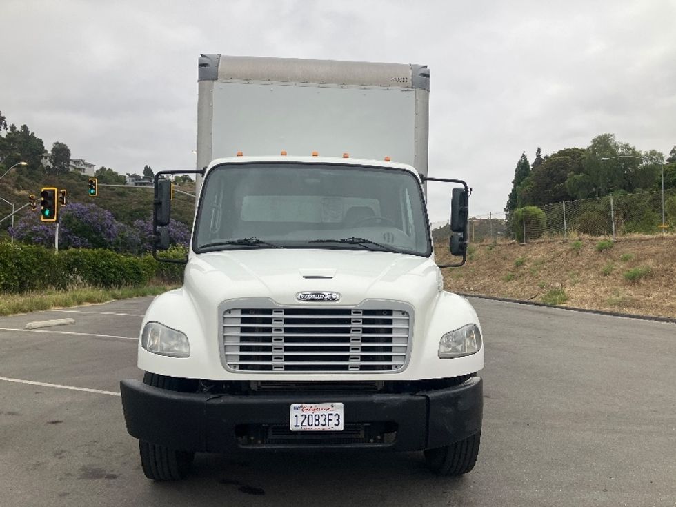 Medium Duty Box Truck-Light and Medium Duty Trucks-Freightliner-2019-M2-Torrance-CA-141,726\n\t\tmiles-$ 57,250 - Image 2