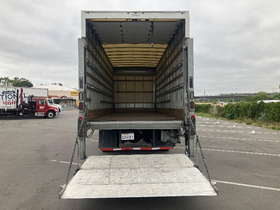 Medium Duty Box Truck-Light and Medium Duty Trucks-Freightliner-2019-M2-Torrance-CA-141,726\n\t\tmiles-$ 57,250 - Image 9