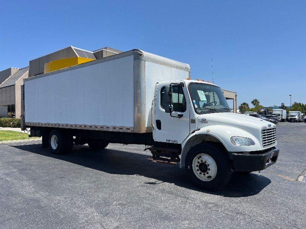 Medium Duty Box Truck-Light and Medium Duty Trucks-Freightliner-2019-M2-Torrance-CA-147,149\n\t\tmiles-$ 47,250 - Image 1