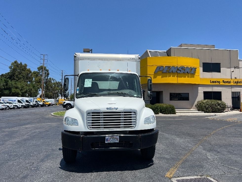 Medium Duty Box Truck-Light and Medium Duty Trucks-Freightliner-2019-M2-Torrance-CA-147,149\n\t\tmiles-$ 47,250 - Image 2