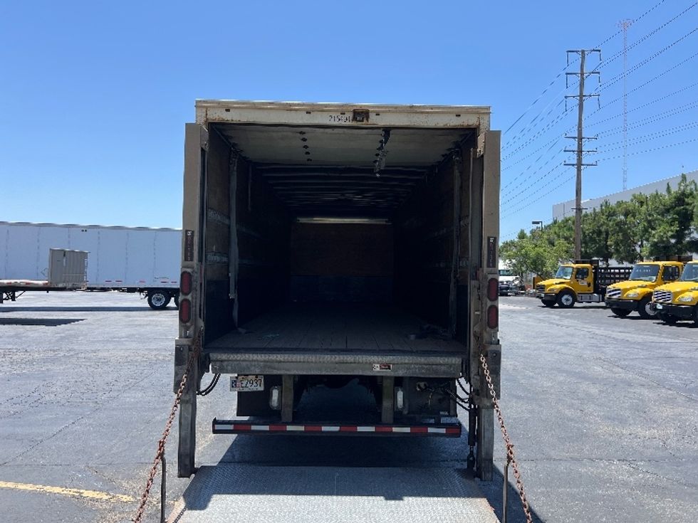 Medium Duty Box Truck-Light and Medium Duty Trucks-Freightliner-2019-M2-Torrance-CA-147,149\n\t\tmiles-$ 47,250 - Image 8