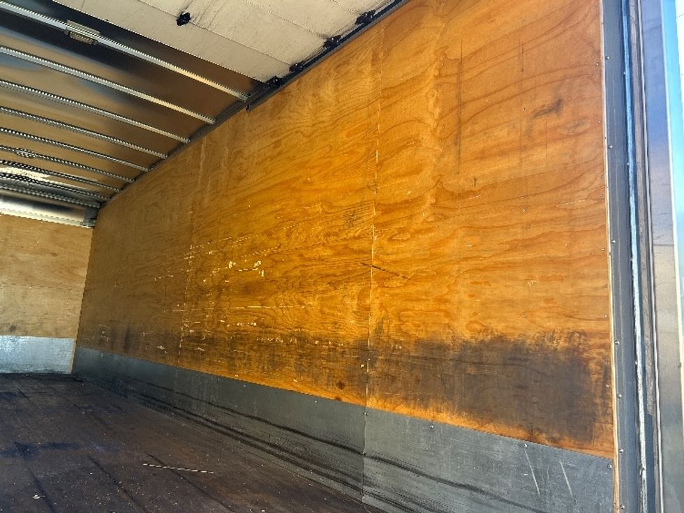 Medium Duty Box Truck-Light and Medium Duty Trucks-Freightliner-2019-M2-Torrance-CA-160,255\n\t\tmiles-$ 44,000 - Image 12