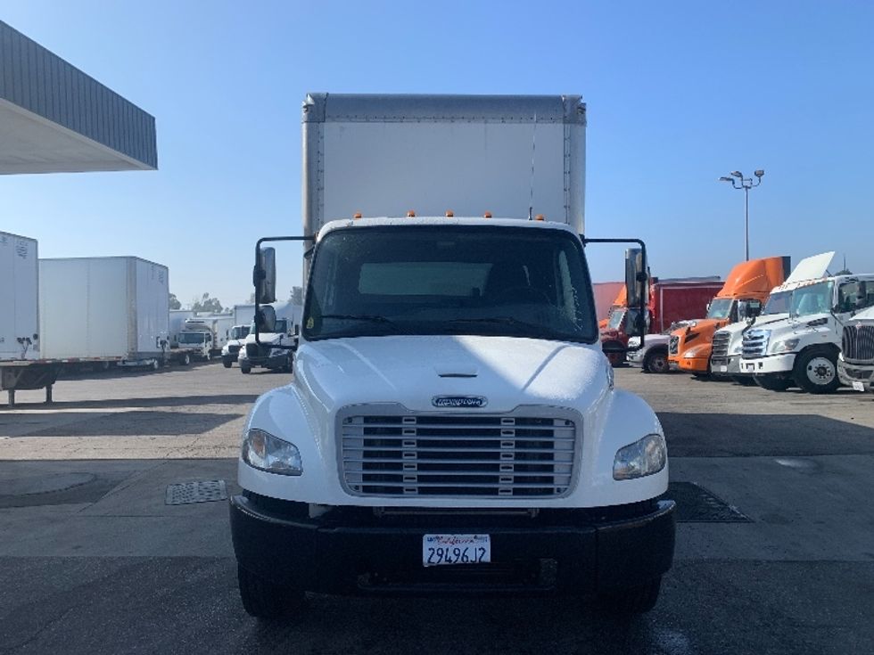 Medium Duty Box Truck-Light and Medium Duty Trucks-Freightliner-2019-M2-Torrance-CA-163,565\n\t\tmiles-$ 50,750 - Image 2