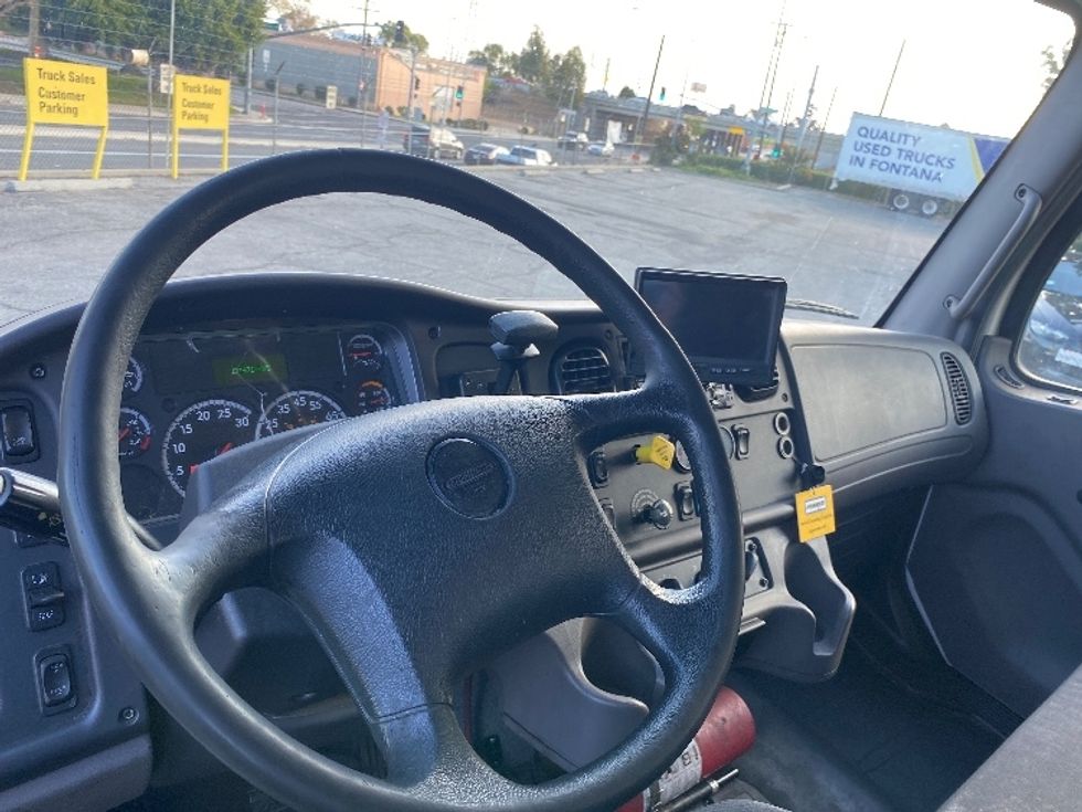 Medium Duty Box Truck-Light and Medium Duty Trucks-Freightliner-2019-M2-Torrance-CA-171,471\n\t\tmiles-$ 49,500 - Image 17