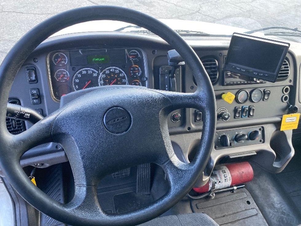 Medium Duty Box Truck-Light and Medium Duty Trucks-Freightliner-2019-M2-Torrance-CA-171,471\n\t\tmiles-$ 49,500 - Image 18