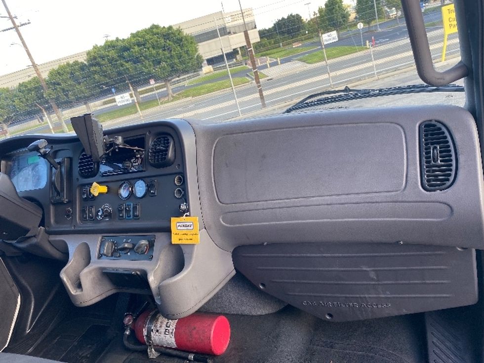 Medium Duty Box Truck-Light and Medium Duty Trucks-Freightliner-2019-M2-Torrance-CA-171,471\n\t\tmiles-$ 49,500 - Image 21