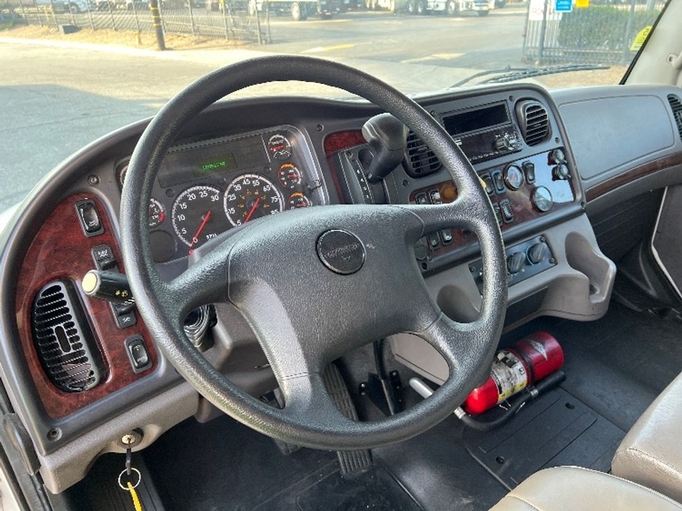 Medium Duty Box Truck-Light and Medium Duty Trucks-Freightliner-2019-M2-Torrance-CA-179,770\n\t\tmiles-$ 52,500 - Image 17