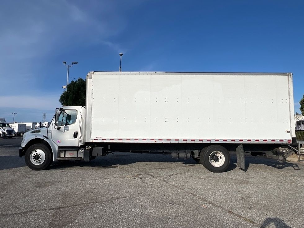 Medium Duty Box Truck-Light and Medium Duty Trucks-Freightliner-2019-M2-Torrance-CA-179,770\n\t\tmiles-$ 52,500 - Image 4
