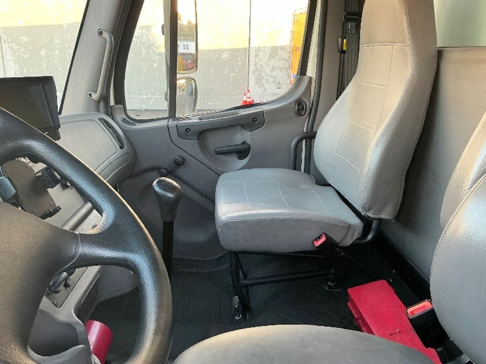Medium Duty Box Truck-Light and Medium Duty Trucks-Freightliner-2019-M2-Torrance-CA-181,825\n\t\tmiles-$ 40,000 - Image 19