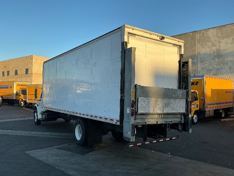Medium Duty Box Truck-Light and Medium Duty Trucks-Freightliner-2019-M2-Torrance-CA-181,825\n\t\tmiles-$ 40,000 - Image 6