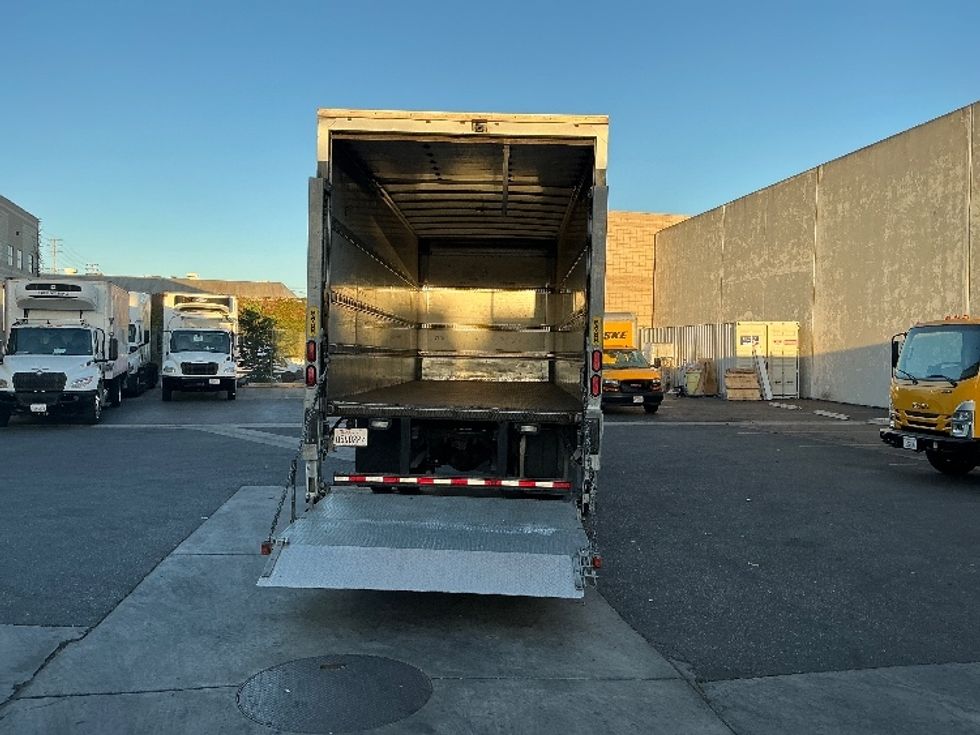 Medium Duty Box Truck-Light and Medium Duty Trucks-Freightliner-2019-M2-Torrance-CA-181,825\n\t\tmiles-$ 40,000 - Image 9