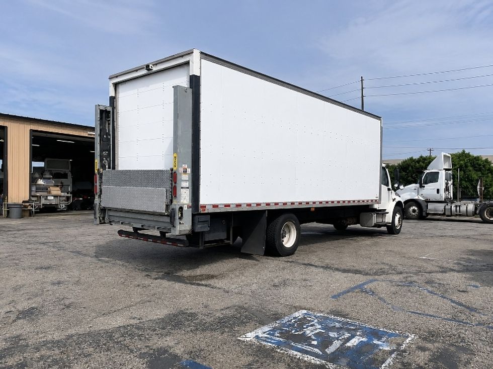 Medium Duty Box Truck-Light and Medium Duty Trucks-Freightliner-2019-M2-Torrance-CA-190,282\n\t\tmiles-$ 40,000 - Image 13