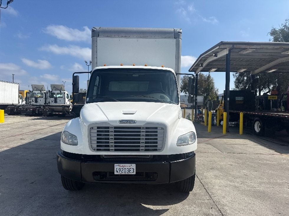 Medium Duty Box Truck-Light and Medium Duty Trucks-Freightliner-2019-M2-Torrance-CA-194,679\n\t\tmiles-$ 55,000 - Image 2