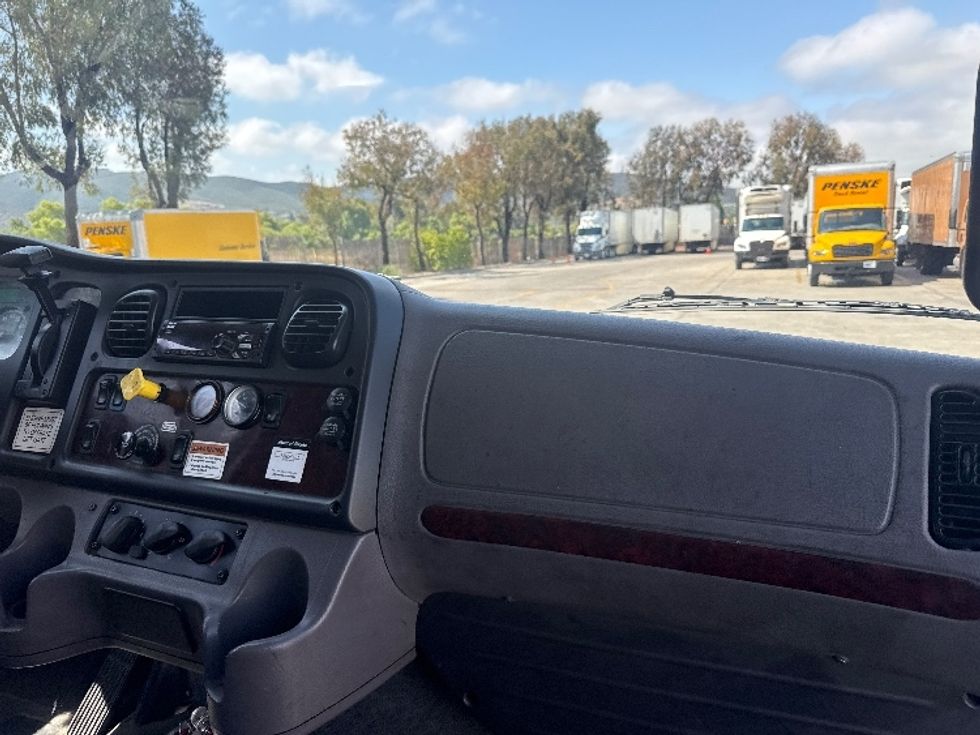Medium Duty Box Truck-Light and Medium Duty Trucks-Freightliner-2019-M2-Torrance-CA-194,679\n\t\tmiles-$ 55,000 - Image 21