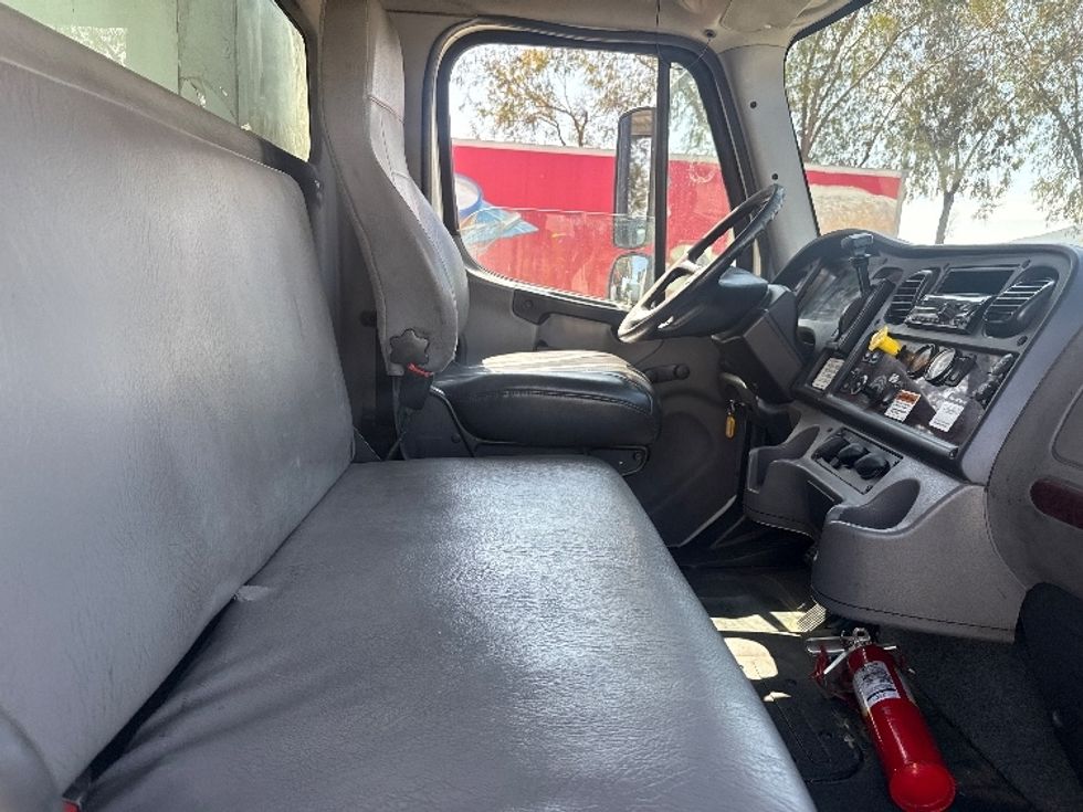 Medium Duty Box Truck-Light and Medium Duty Trucks-Freightliner-2019-M2-Torrance-CA-194,679\n\t\tmiles-$ 55,000 - Image 22