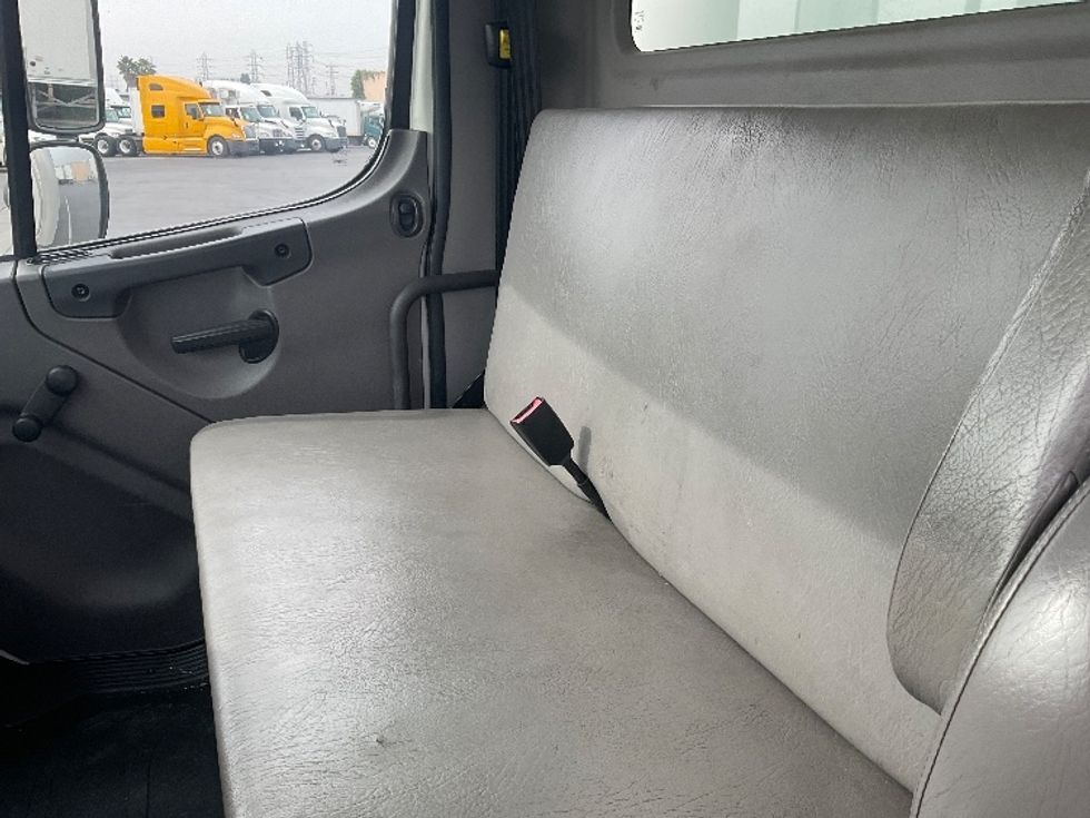 Medium Duty Box Truck-Light and Medium Duty Trucks-Freightliner-2019-M2-Torrance-CA-197,870\n\t\tmiles-$ 44,500 - Image 19