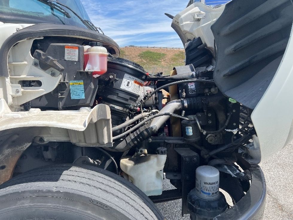 Medium Duty Box Truck-Light and Medium Duty Trucks-Freightliner-2019-M2-Torrance-CA-218,926\n\t\tmiles-$ 46,250 - Image 23