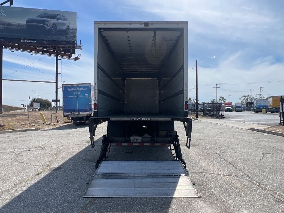 Medium Duty Box Truck-Light and Medium Duty Trucks-Freightliner-2019-M2-Torrance-CA-218,926\n\t\tmiles-$ 46,250 - Image 9