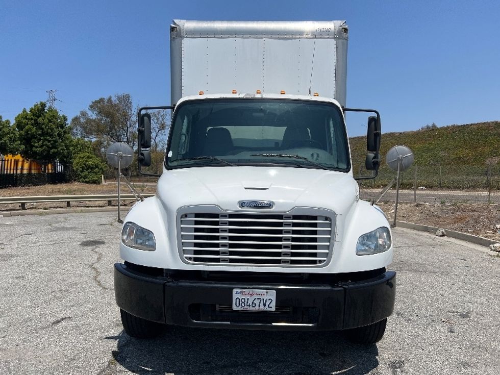 Medium Duty Box Truck-Light and Medium Duty Trucks-Freightliner-2019-M2-Torrance-CA-219,643\n\t\tmiles-$ 41,250 - Image 2