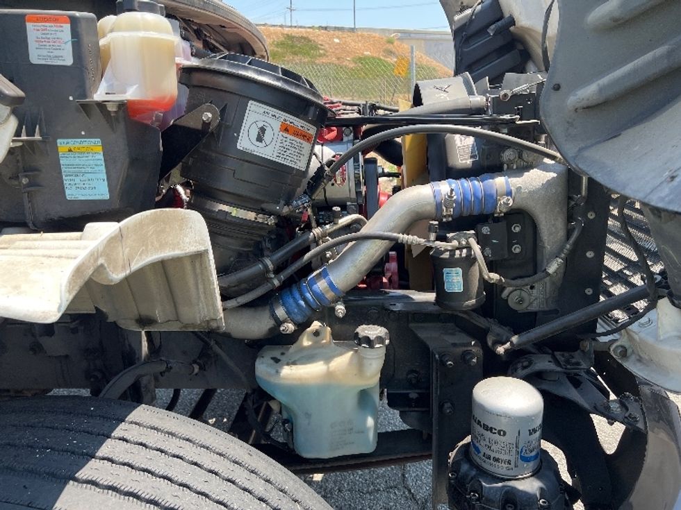 Medium Duty Box Truck-Light and Medium Duty Trucks-Freightliner-2019-M2-Torrance-CA-219,643\n\t\tmiles-$ 41,250 - Image 23