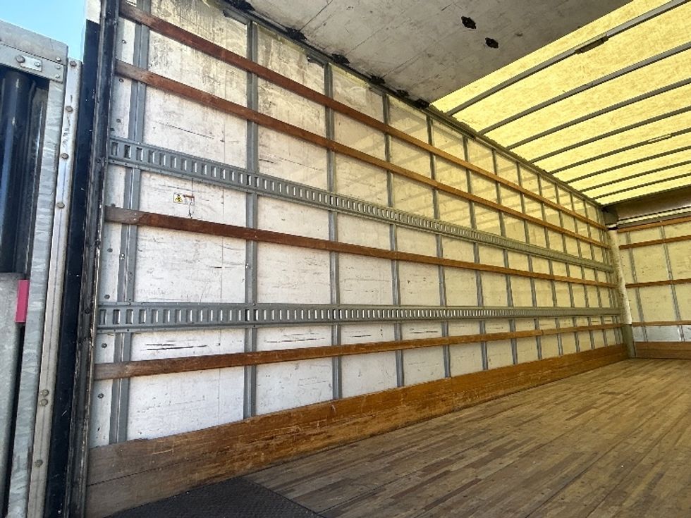Medium Duty Box Truck-Light and Medium Duty Trucks-Freightliner-2019-M2-Torrance-CA-220,079\n\t\tmiles-$ 51,250 - Image 11