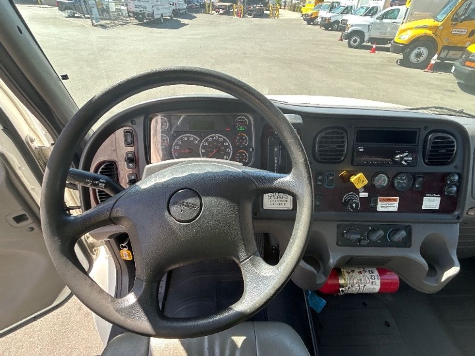 Medium Duty Box Truck-Light and Medium Duty Trucks-Freightliner-2019-M2-Torrance-CA-220,079\n\t\tmiles-$ 51,250 - Image 18