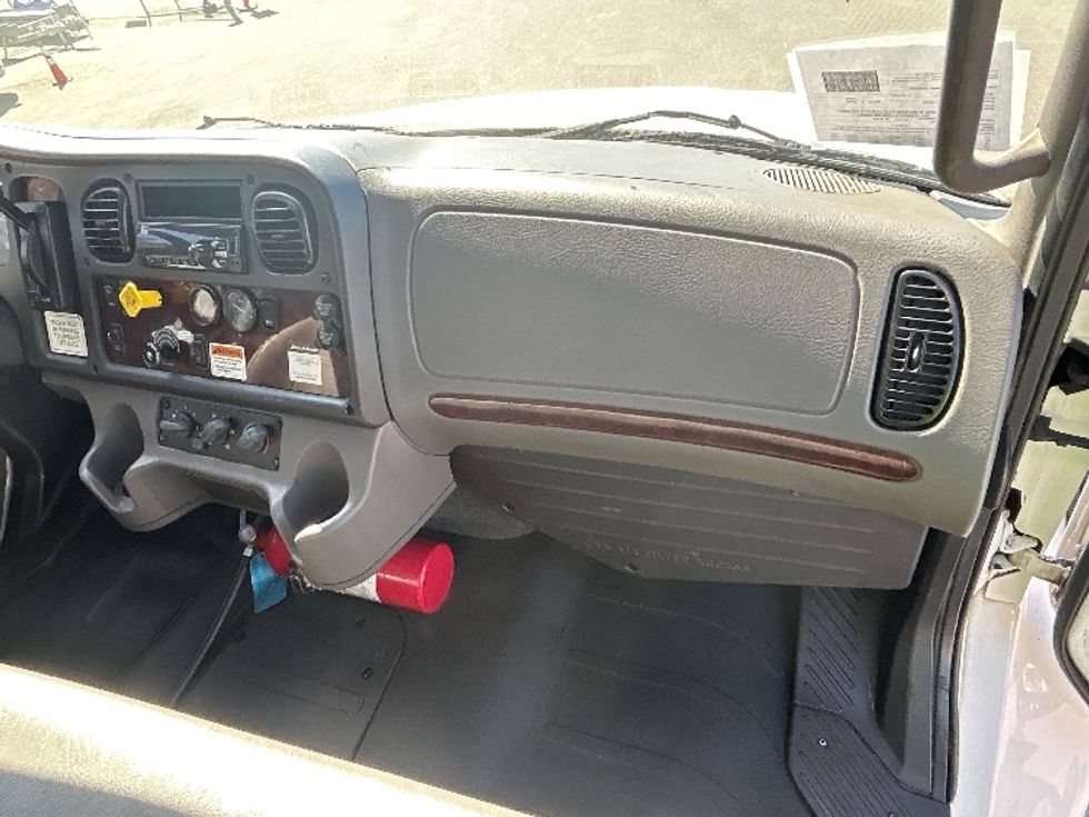 Medium Duty Box Truck-Light and Medium Duty Trucks-Freightliner-2019-M2-Torrance-CA-220,079\n\t\tmiles-$ 51,250 - Image 21