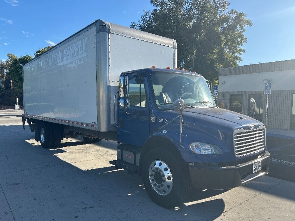 Medium Duty Box Truck-Light and Medium Duty Trucks-Freightliner-2019-M2-Torrance-CA-230,417\n\t\tmiles-$ 46,000 - Image 1