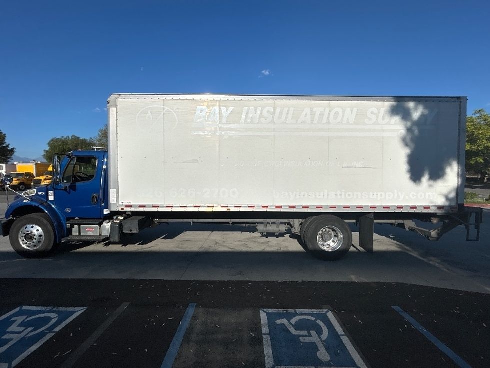 Medium Duty Box Truck-Light and Medium Duty Trucks-Freightliner-2019-M2-Torrance-CA-230,417\n\t\tmiles-$ 46,000 - Image 4