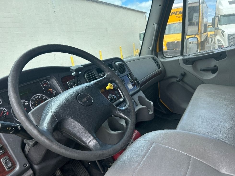 Medium Duty Box Truck-Light and Medium Duty Trucks-Freightliner-2019-M2-Torrance-CA-234,917\n\t\tmiles-$ 35,000 - Image 17