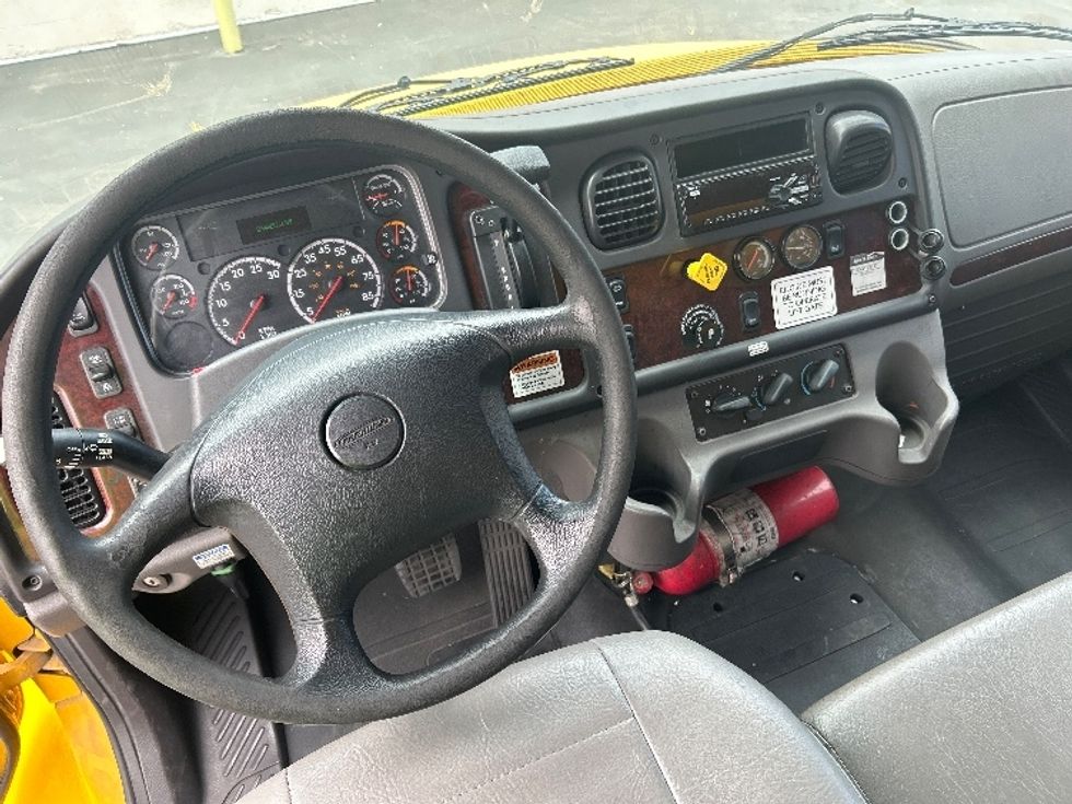Medium Duty Box Truck-Light and Medium Duty Trucks-Freightliner-2019-M2-Torrance-CA-234,917\n\t\tmiles-$ 35,000 - Image 18