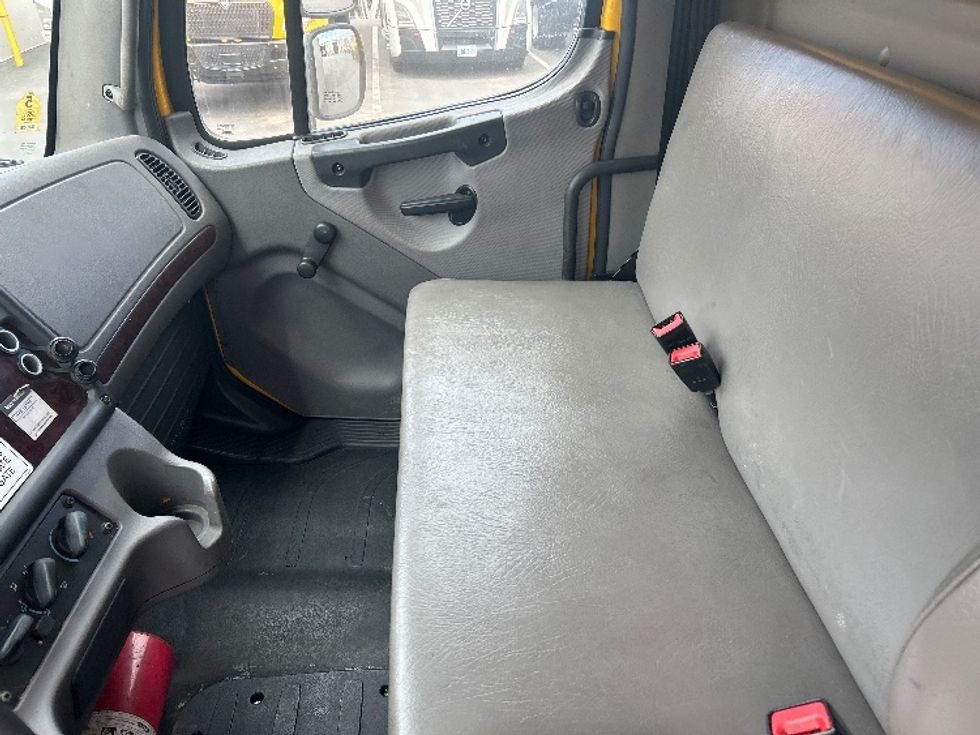 Medium Duty Box Truck-Light and Medium Duty Trucks-Freightliner-2019-M2-Torrance-CA-234,917\n\t\tmiles-$ 35,000 - Image 19