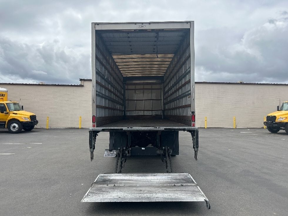 Medium Duty Box Truck-Light and Medium Duty Trucks-Freightliner-2019-M2-Torrance-CA-234,917\n\t\tmiles-$ 35,000 - Image 9