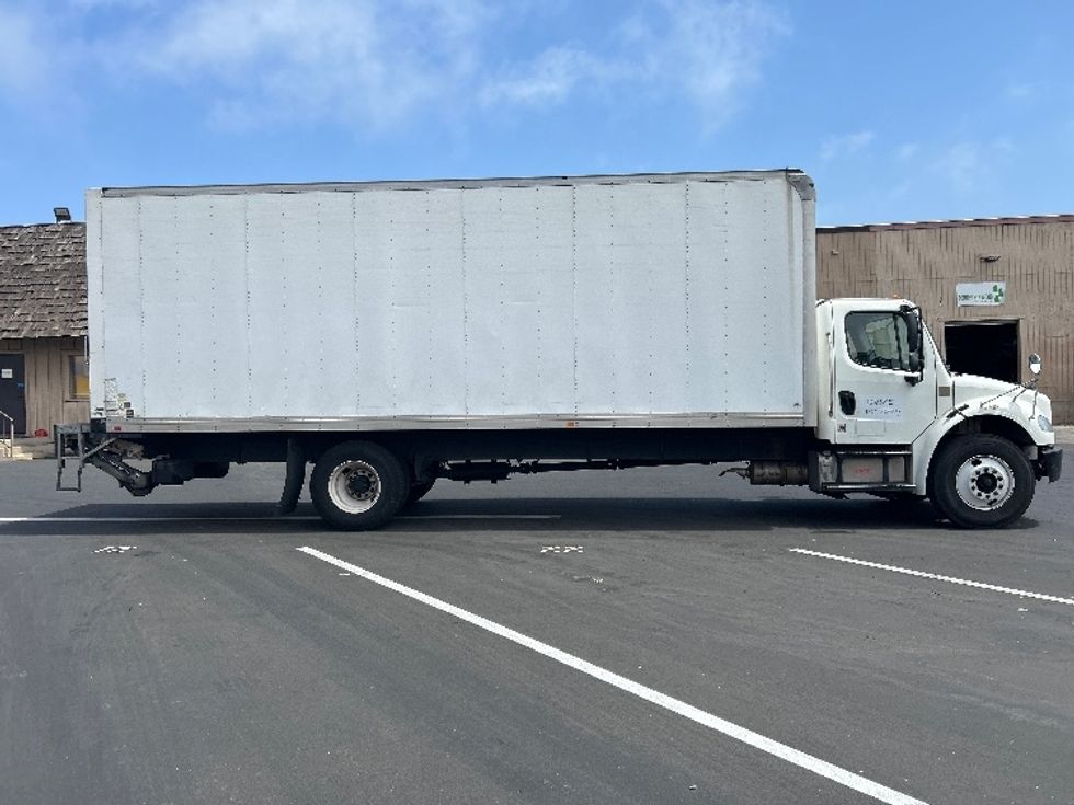 Medium Duty Box Truck-Light and Medium Duty Trucks-Freightliner-2019-M2-Torrance-CA-239,557\n\t\tmiles-$ 44,000 - Image 15