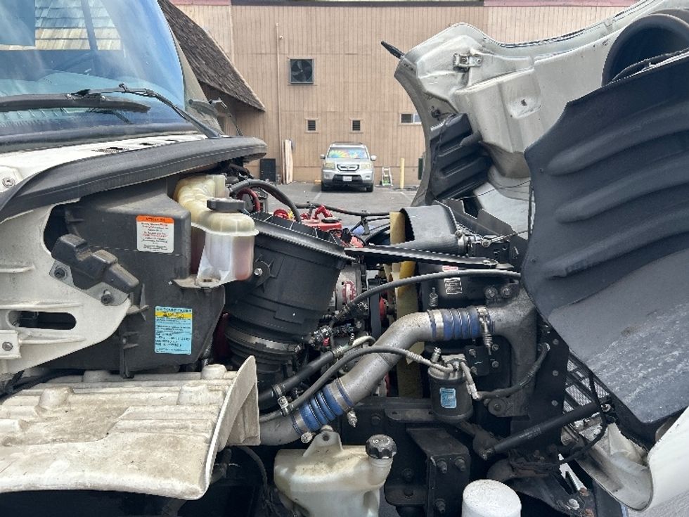 Medium Duty Box Truck-Light and Medium Duty Trucks-Freightliner-2019-M2-Torrance-CA-239,557\n\t\tmiles-$ 44,000 - Image 23