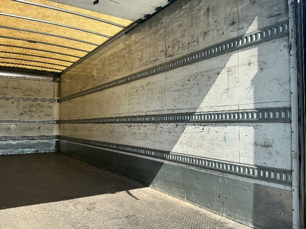 Medium Duty Box Truck-Light and Medium Duty Trucks-Freightliner-2019-M2-Torrance-CA-240,002\n\t\tmiles-$ 33,250 - Image 12