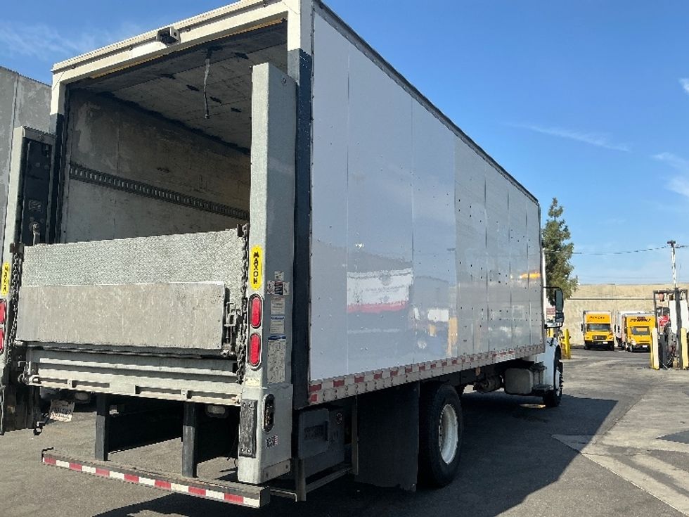 Medium Duty Box Truck-Light and Medium Duty Trucks-Freightliner-2019-M2-Torrance-CA-240,002\n\t\tmiles-$ 33,250 - Image 13